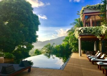 Luxury Villa-Hopping: The Ultimate Way to Experience Multiple Destinations